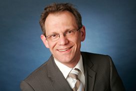 <h5 style="font-weight:normal"><b>Matthias Jahn</b><br /><p>Chemical Engineering<br />Fraunhofer IKTS</p></h5>